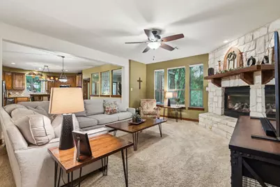 1810 Skipaway Drive, Rowlett, TX 75088 - Photo 3