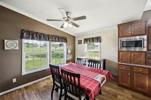 113 Draper Dr, Springtown, TX 76082 - Photo 11