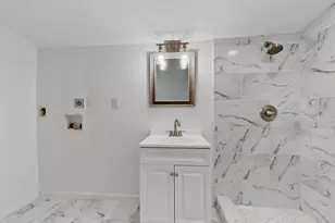 631 Baker St, Denison, TX 75020 - Photo 7