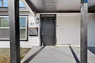 631 Baker St, Denison, TX 75020 - Photo 5