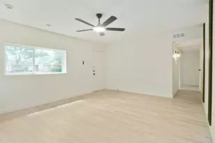 7937 Trimble Dr, Fort Worth, TX 76134 - Photo 5