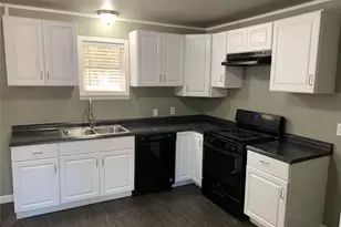 721 Barbara St, Athens, TX 75751 - Photo 5