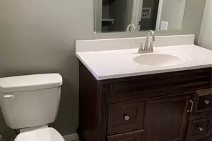 721 Barbara St, Athens, TX 75751 - Photo 13