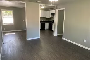 721 Barbara St, Athens, TX 75751 - Photo 3