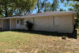 721 Barbara St, Athens, TX 75751 - Photo 1