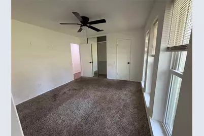 1810 Guinevere Street, Arlington, TX 76014 - Photo 13