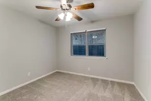 10115 Lanshire Dr, Dallas, TX 75238 - Photo 19