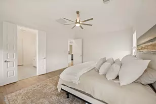 12721 Frio Springs Dr, Fort Worth, TX 76052 - Photo 21