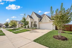 12721 Frio Springs Dr, Fort Worth, TX 76052 - Photo 37