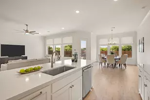 12721 Frio Springs Dr, Fort Worth, TX 76052 - Photo 15