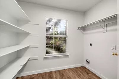 1806 Cedar Ridge Drive, Mesquite, TX 75181 - Photo 11