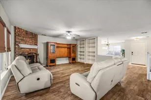 1806 Cedar Ridge Dr, Mesquite, TX 75181 - Photo 15