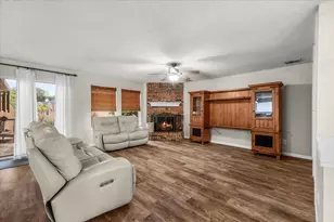 1806 Cedar Ridge Dr, Mesquite, TX 75181 - Photo 13