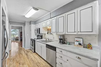 81 Runaway Bay Drive #220, Runaway Bay, TX 76426 - Photo 9