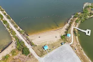 81 Runaway Bay Dr, Runaway Bay, TX 76426 - Photo 31