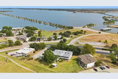 81 Runaway Bay Drive #220, Runaway Bay, TX 76426 - Photo 23