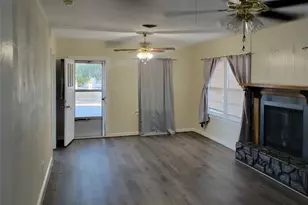 1007 Lackey St, Brownwood, TX 76801 - Photo 7