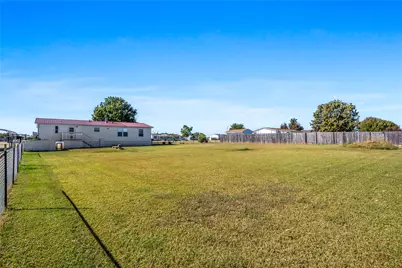 112 Pine Ridge Circle, Southmayd, TX 75092 - Photo 19