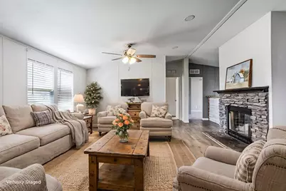 112 Pine Ridge Circle, Southmayd, TX 75092 - Photo 5