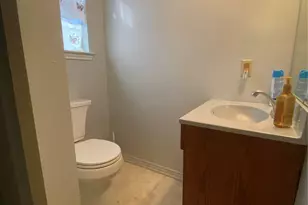 808 N Hughes St, Howe, TX 75459 - Photo 17