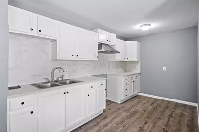 13008 Horseshoe Trail, Balch Springs, TX 75180 - Photo 7