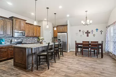 206 McKittrick Lane, Godley, TX 76044 - Photo 9