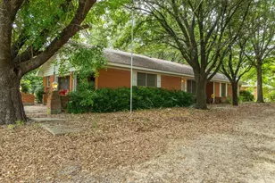 609 S Files St, Itasca, TX 76055 - Photo 29