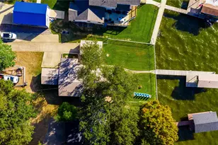 2163 Lakeview Dr, Mabank, TX 75147 - Photo 11