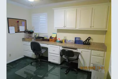 7100 Canterbury Drive, Waco, TX 76712 - Photo 15