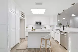 509 Forest Edge St, Burleson, TX 76028 - Photo 3