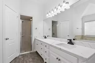 509 Forest Edge St, Burleson, TX 76028 - Photo 11