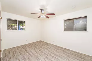 4557 Dee Ln, Haltom City, TX 76117 - Photo 17