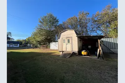 404 NE 17th Street, Paris, TX 75460 - Photo 23