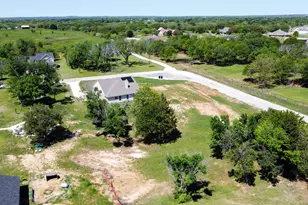 129 Cooper Ct, Springtown, TX 76082 - Photo 27