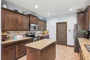 3676 Co Rd 2208, Greenville, TX 75402 - Photo 9
