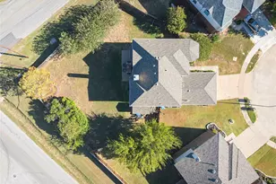 10236 Sourwood Dr, Fort Worth, TX 76244 - Photo 23