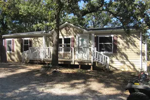 40 Cleveland Ave, Pottsboro, TX 75076 - Photo 1