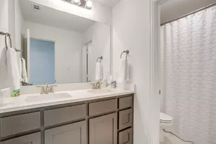 2009 Roundtree Cir E, Fort Worth, TX 76008 - Photo 31