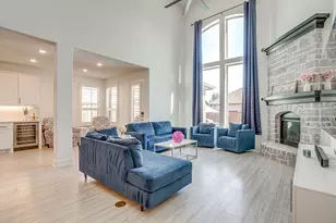 2009 Roundtree Cir E, Fort Worth, TX 76008 - Photo 13