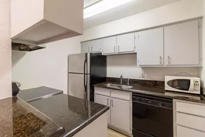 4044 Buena Vista #104, Dallas, TX 75204 - Photo 25