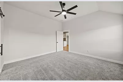 104 Maverick Trail, Valley View, TX 76272 - Photo 17