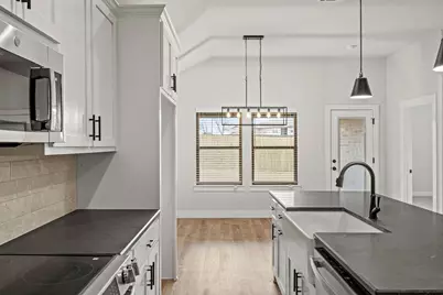 104 Maverick Trail, Valley View, TX 76272 - Photo 11