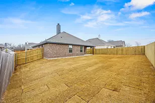 104 Maverick Trl, Valley View, TX 76272 - Photo 29