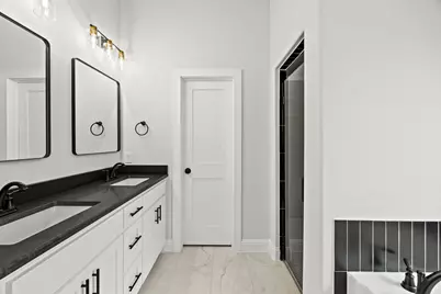 104 Maverick Trail, Valley View, TX 76272 - Photo 19