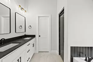 104 Maverick Trl, Valley View, TX 76272 - Photo 19