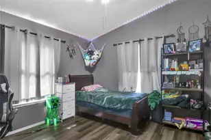 5400 Creek Valley Dr, Arlington, TX 76018 - Photo 9