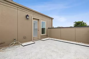 750 High Garden Pl, Dallas, TX 75208 - Photo 27