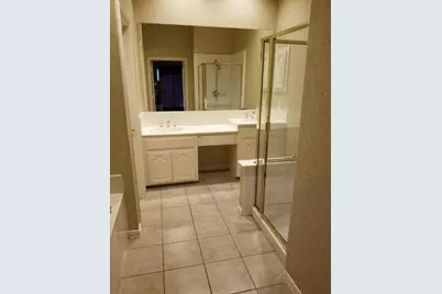 535 Poplar, Irving, TX 75063 - Photo 9