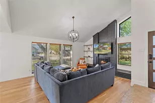 1704 Elk Grove Dr, Richardson, TX 75081 - Photo 5