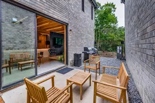 905 Blackland Ct, Dallas, TX 75243 - Photo 25